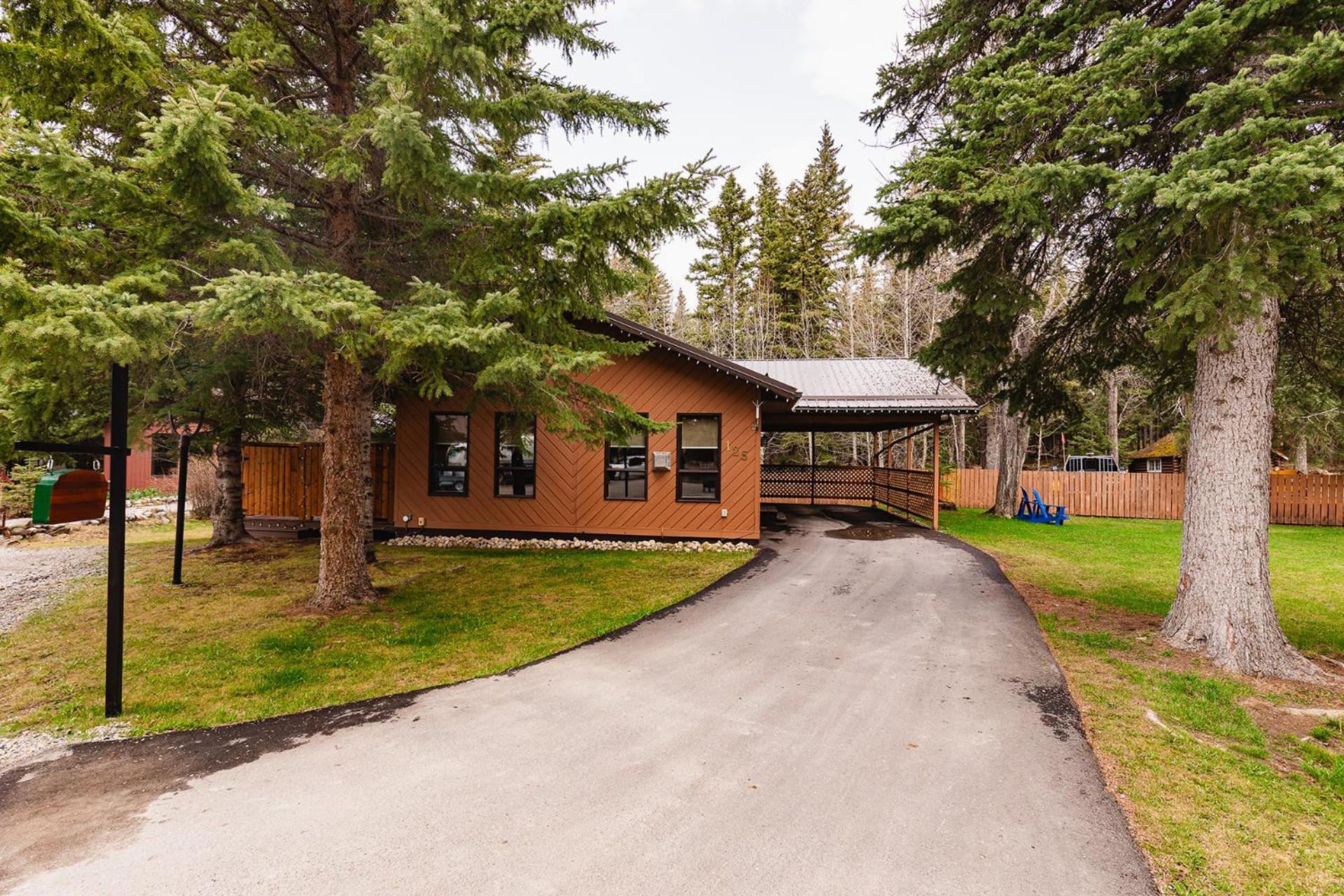 ג'ספר Overlander Mountain Lodge מראה חיצוני תמונה
