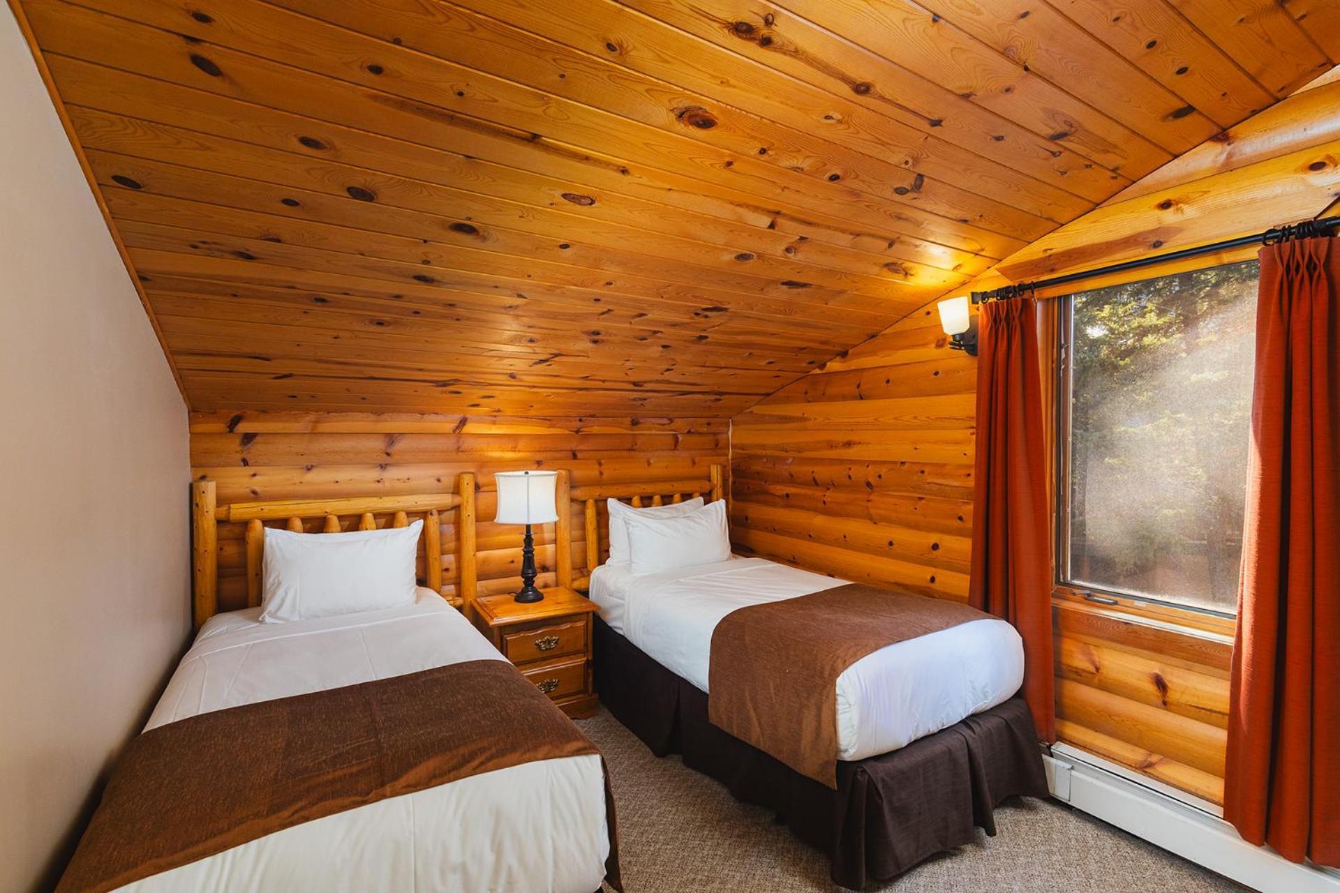 ג'ספר Overlander Mountain Lodge מראה חיצוני תמונה