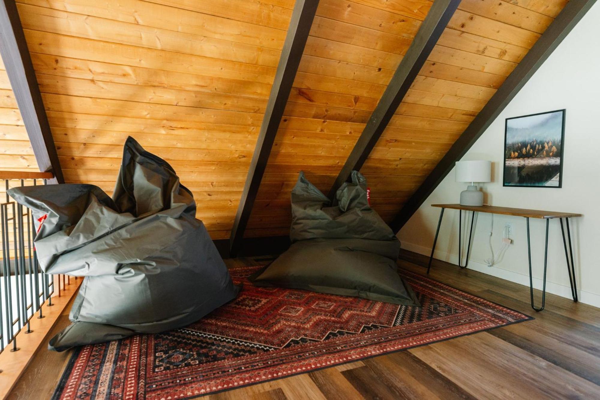 ג'ספר Overlander Mountain Lodge מראה חיצוני תמונה